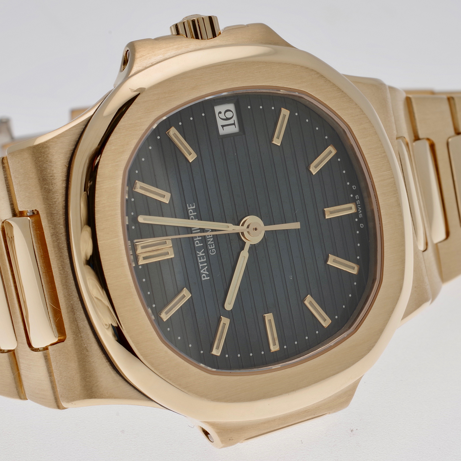 patek philippe nautilus 1990