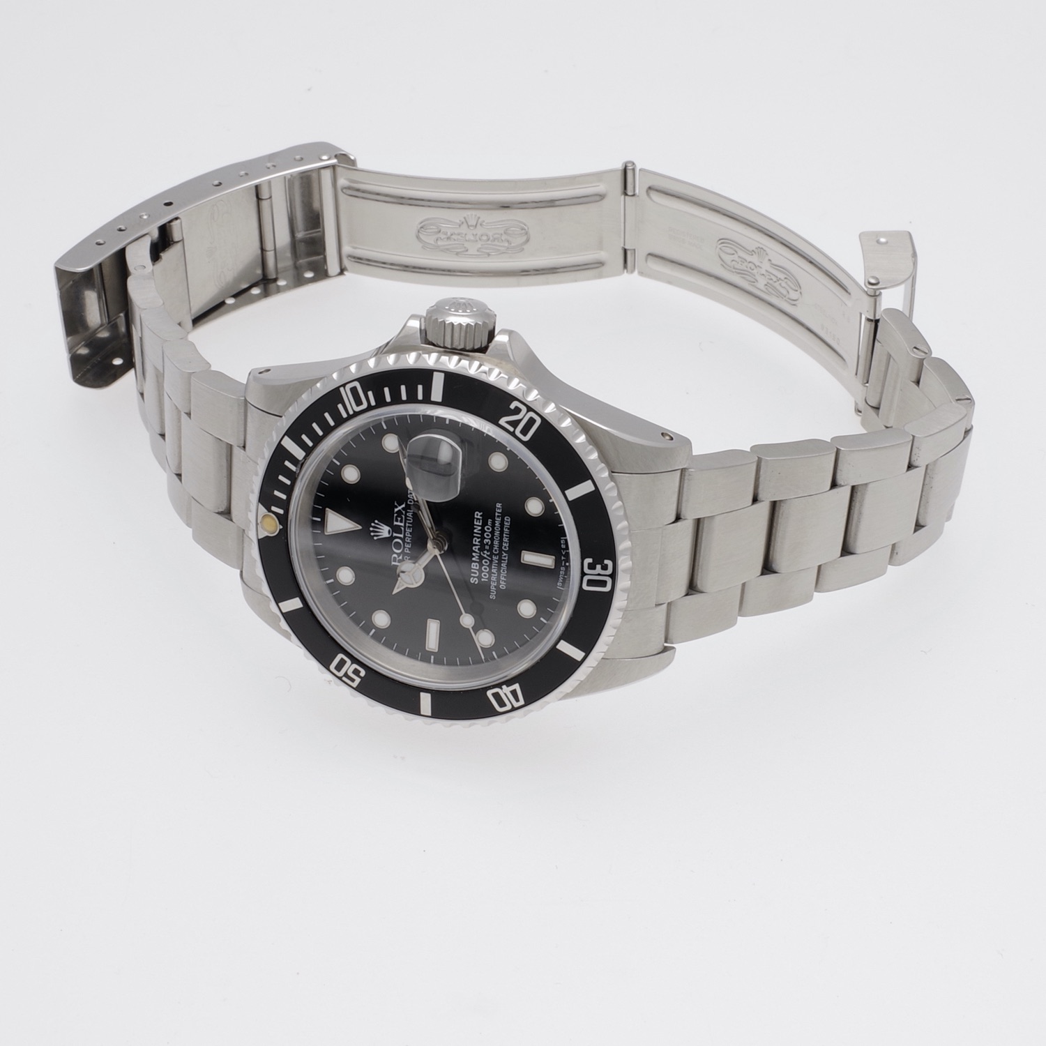 Rolex Submariner 16610 military NATO 1994 S series rolex-submariner-16610-NATO-1994-12