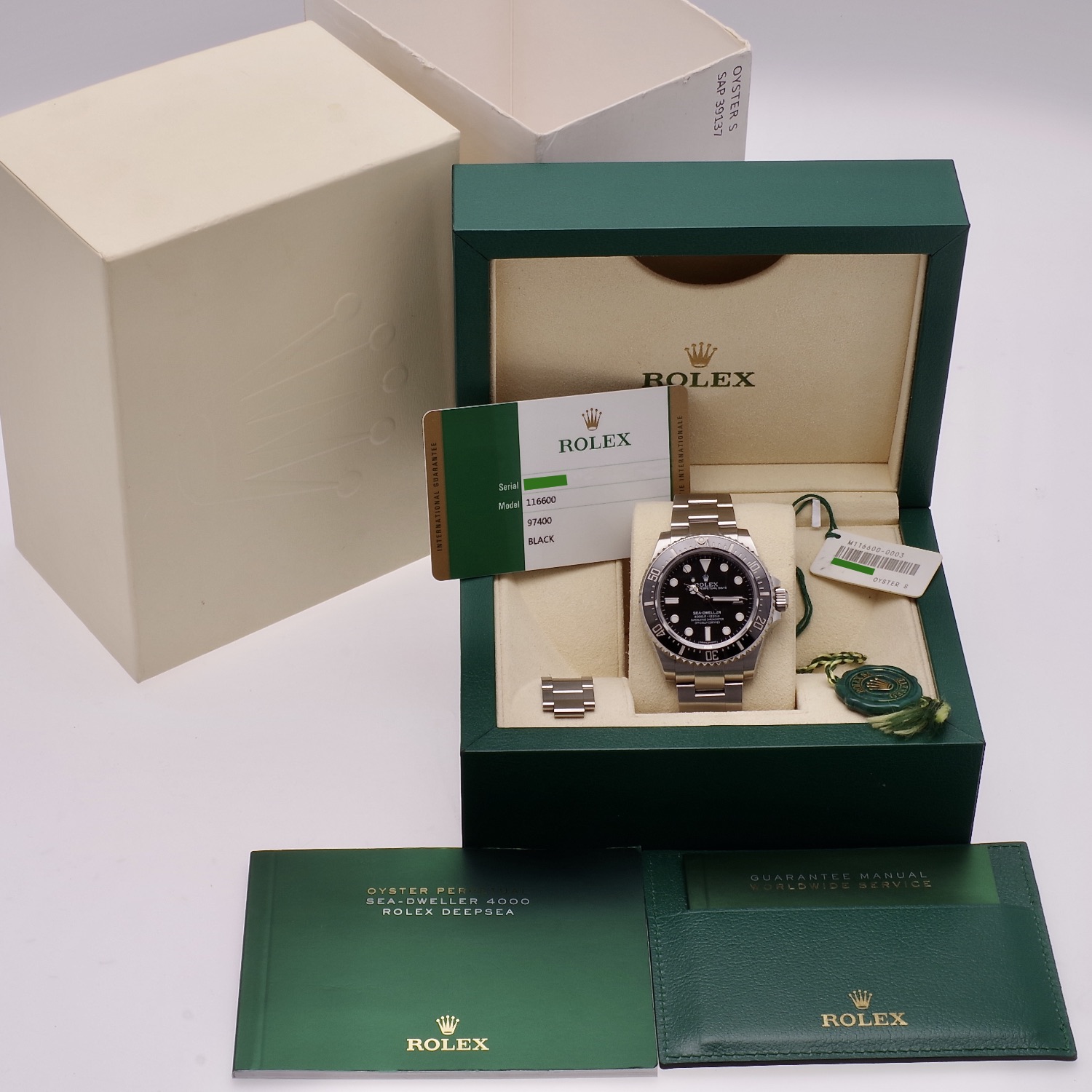 Rolex Sea Dweller 4000 Model 40mm Ceramic 116600 Full set 2016 rolex-seadweller-116600-2016-10