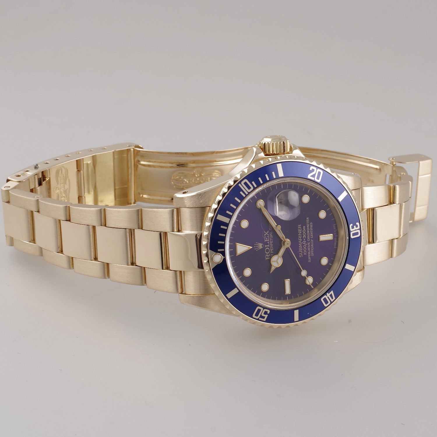 Rolex Submariner 16808  18K yellow gold 1981 tritium dial rolex-submariner-16808-5