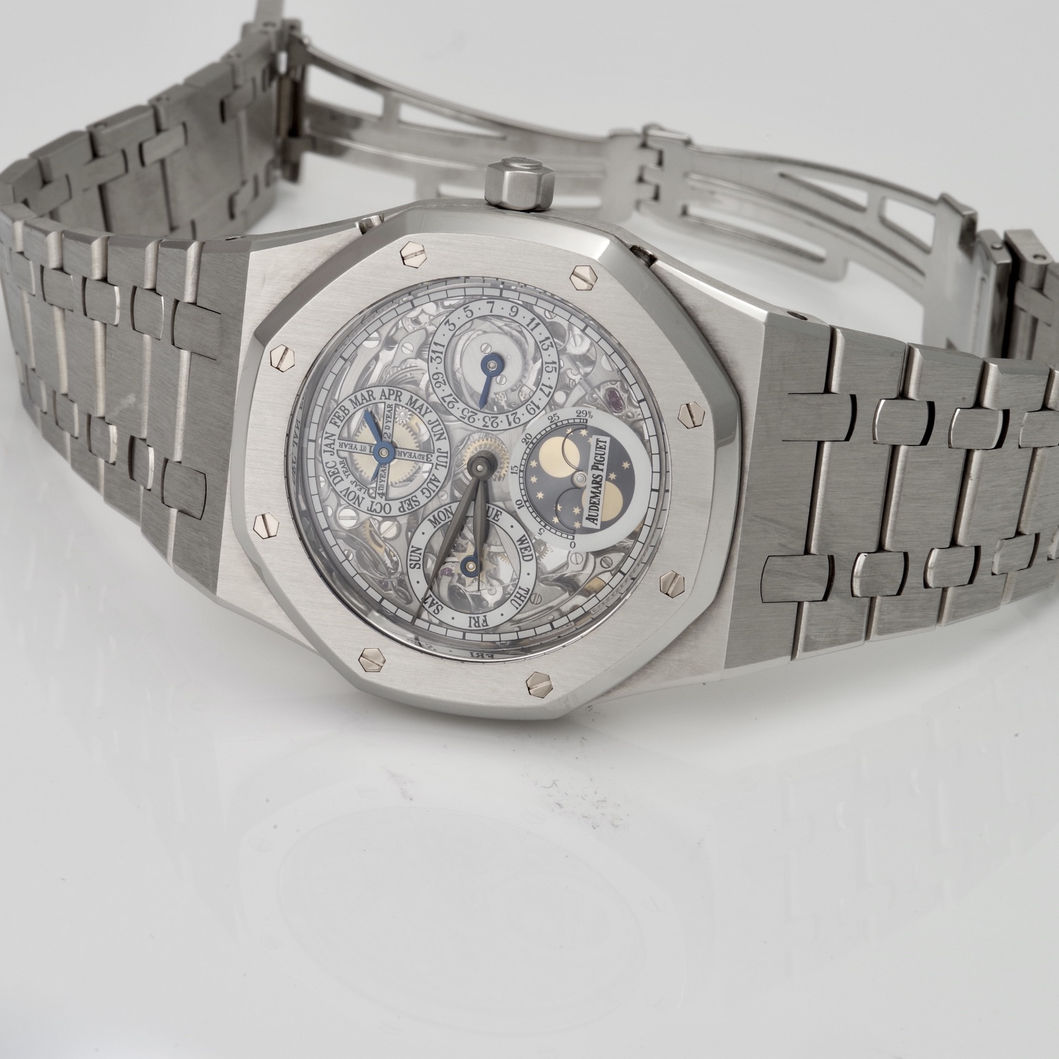 Audemars Piguet Royal Oak 25829ST Perpetual Calendar Skeleton audemars-piguet-royal-oak-25829ST-2